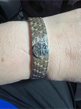 Rustic Cuff Brown Textured Leather Bracelet with Silver Button